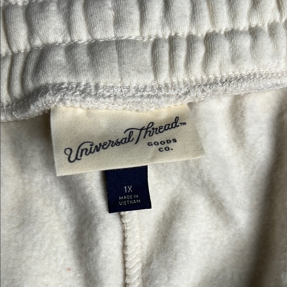 Universal Thread Cream Athletic Shorts with Elastic Waistband - Picture 2 of 5